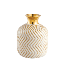 Vaso em Cerâmica com Ranhuras Bege e Dourado 9,5cm